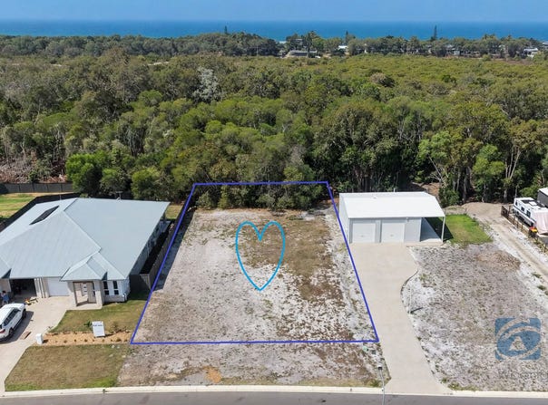39 Ocean View Drive, Woodgate, Qld 4660