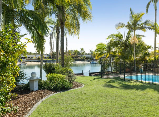 47 Carrothool Place, Mooloolaba, Qld 4557
