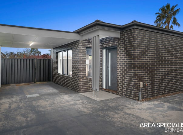 2/11 Throsby Crescent, Deer Park, Vic 3023