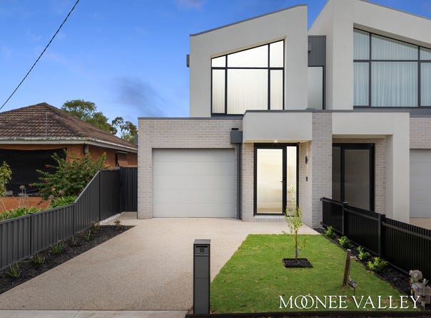 15 Lake Street, Avondale Heights, Vic 3034