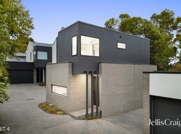 4/3 Ross Road, Croydon, Vic 3136