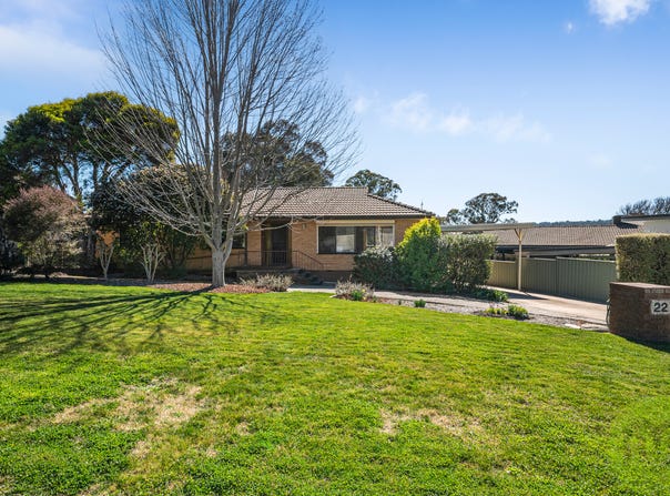 22 Shenton Crescent, Stirling, ACT 2611