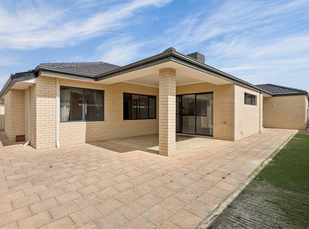 16 Laggan Road, Canning Vale, WA 6155