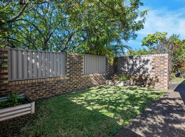 2/1 Killarney Crescent, Capalaba, Qld 4157