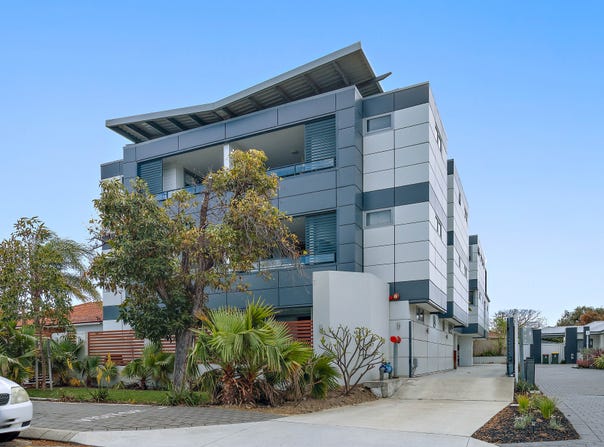 4/18 Sykes Avenue, Innaloo, WA 6018