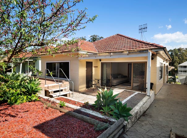 21 Highfields Parade, Highfields, NSW 2289