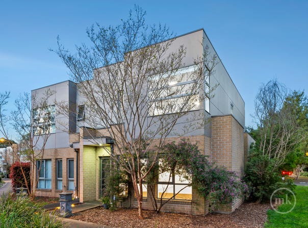 22 Lawn Walk, Mernda, Vic 3754