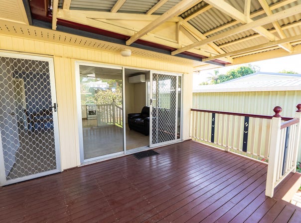 5 Bingle Road, Dunwich, Qld 4183