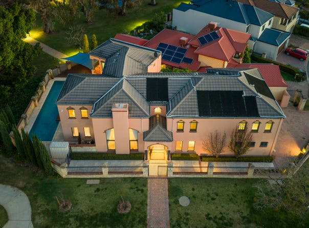 1 Waterway Crescent, Ascot, WA 6104