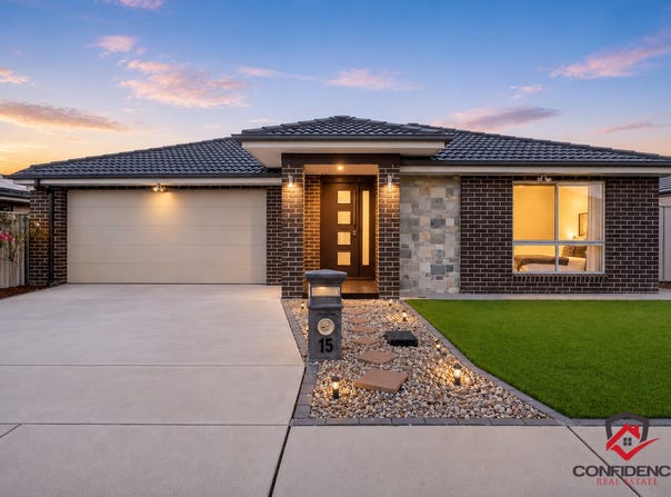 15 Dorrie Crescent, Moncrieff, ACT 2914