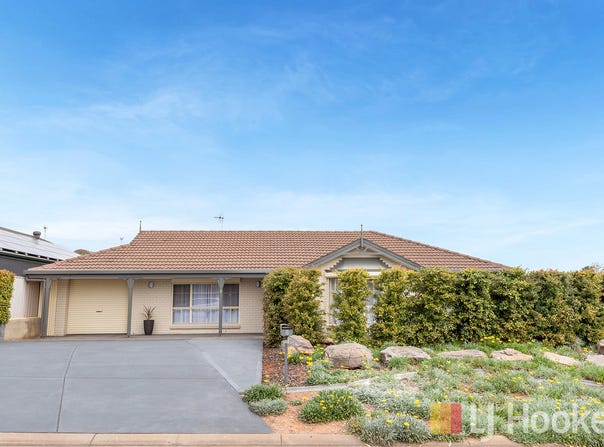 8 Tea Tree Drive, Craigmore, SA 5114