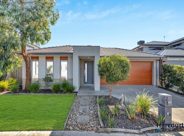 23 Flanker Way, Clyde, Vic 3978