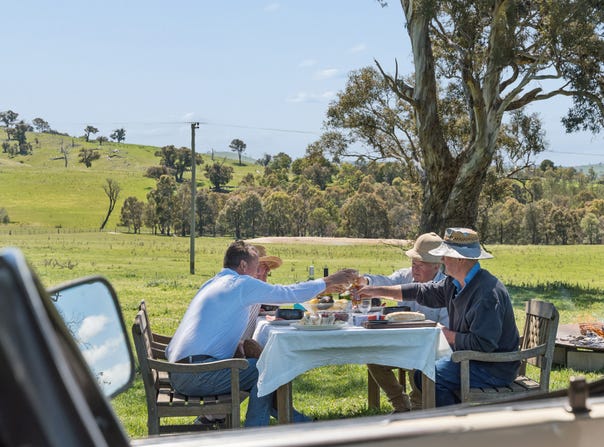"Banjo's", 28234 Hume Highway, Bowning, NSW 2582