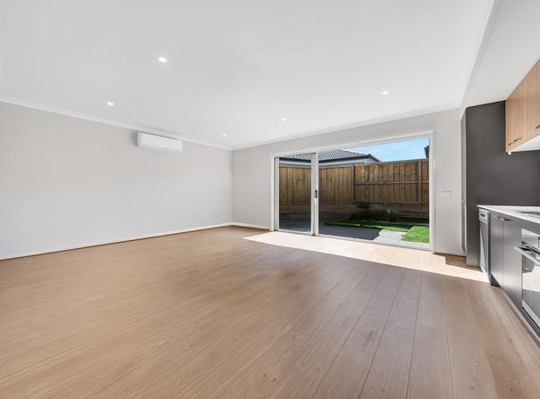 30 Pinocchio Lane, Officer, Vic 3809