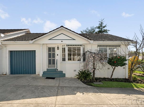 1/3 Inglisby Road, Mont Albert, Vic 3127