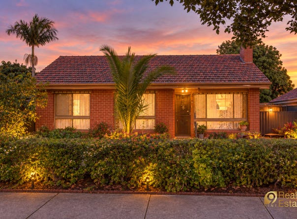30 WYMLET STREET, Fawkner, Vic 3060