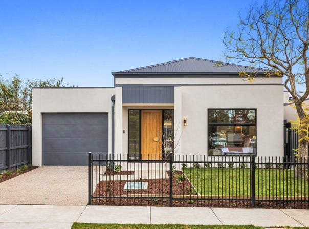 21a Stonehaven Crescent, Hampton East, Vic 3188