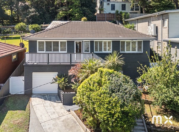 18 Robwald Avenue, Coniston, NSW 2500