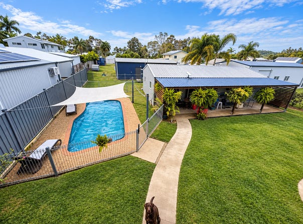 18 Blue Beach, Haliday Bay, Qld 4740