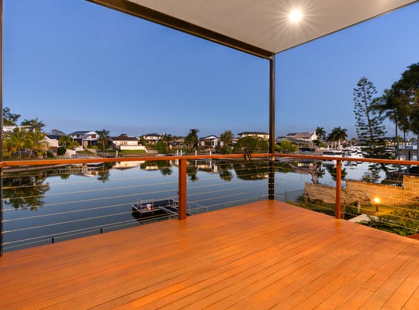 13 De Haviland Avenue, Benowa Waters, Qld 4217