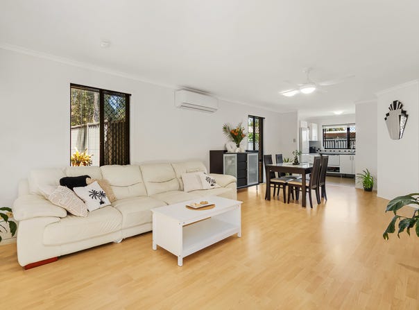 79/12 Landau Court, Miami, Qld 4220