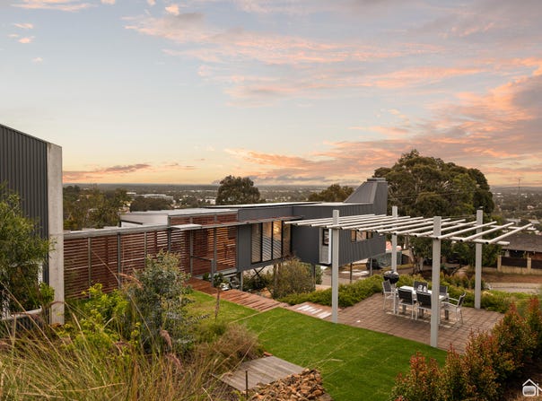33 Angorra Road, Mount Nasura, WA 6112