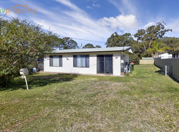 5 Third Avenue, Stuarts Point, NSW 2441