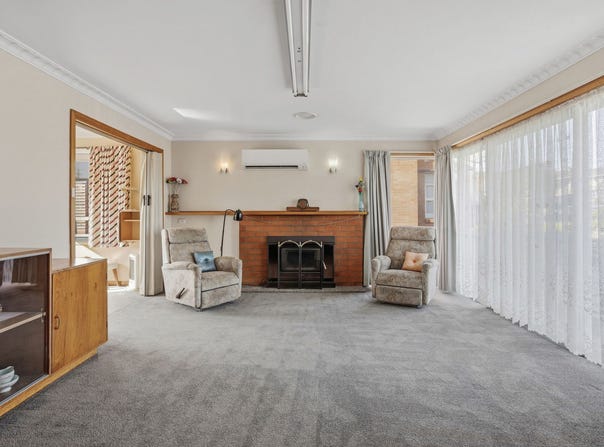 8 Snow Street, Newnham, Tas 7248