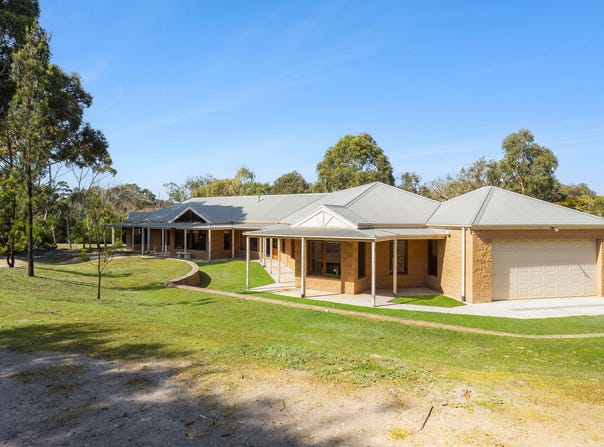 125 Coombes Road, Torquay, Vic 3228
