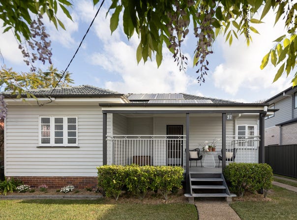 37 Edinburgh Castle Road, Kedron, Qld 4031