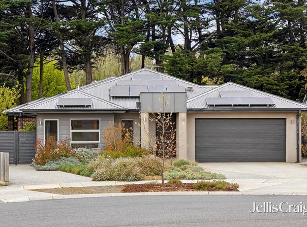 13 Jones Court, Woodend, Vic 3442
