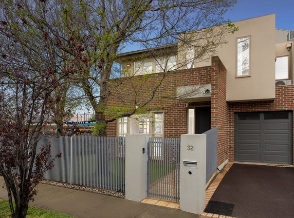 32 Clairmont Avenue, Bentleigh, Vic 3204
