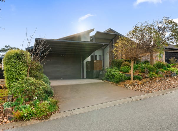 12 Menzel Crescent, Dunlop, ACT 2615