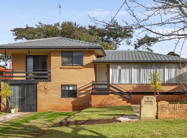 8 Flinders Street, Centenary Heights, Qld 4350