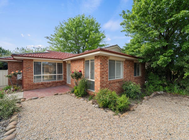 17 Thornhill Crescent, Dunlop, ACT 2615