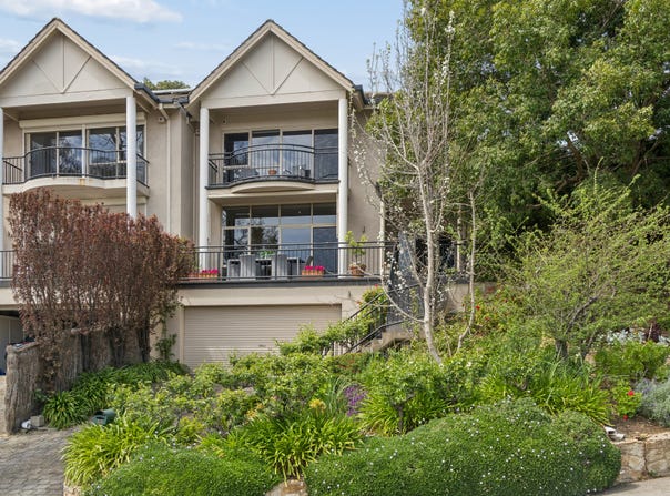 3A Newenham Road, Springfield, SA 5062