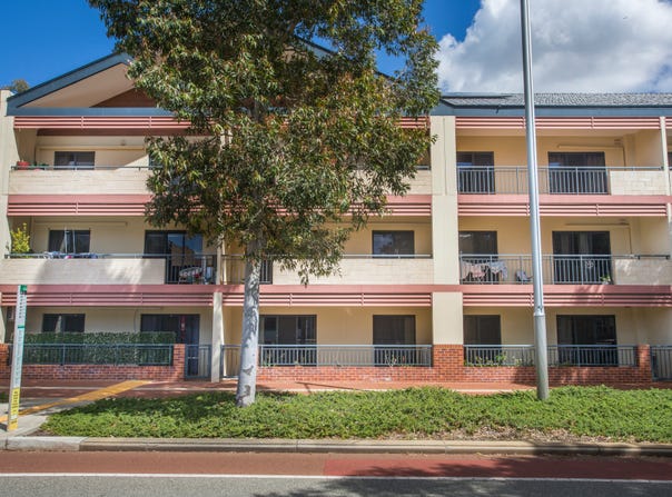 2/18 Kingsbury Rd, Joondalup, WA 6027