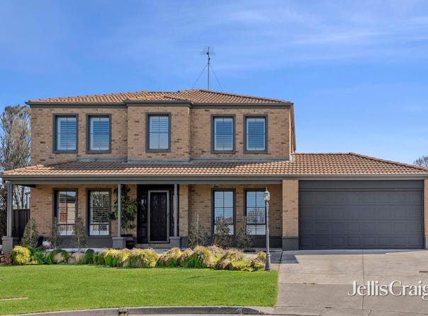 4 Sweeney Court, Highton, Vic 3216