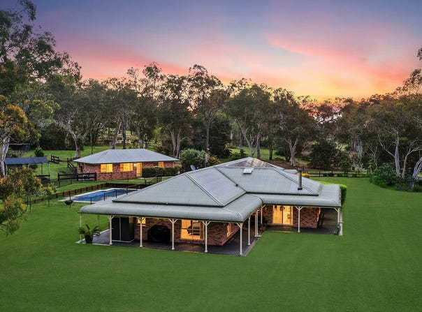 5 Simmons Close, Wyee Point, NSW 2259