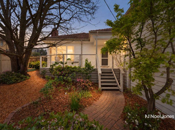 12 Milford Avenue, Burwood, Vic 3125