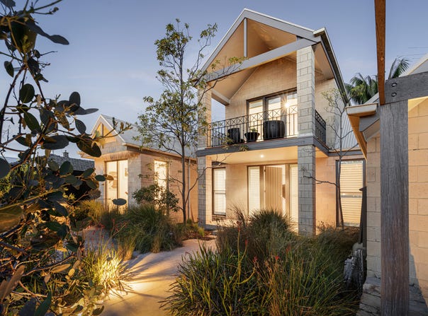 12 Wave Street, Hampton, Vic 3188