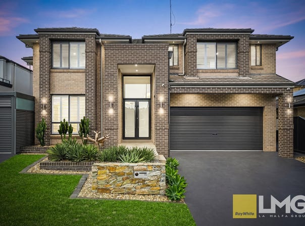 8 Clover Avenue, Casula, NSW 2170