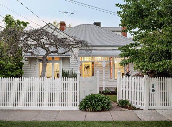 36 Holywood Grove, Carnegie, Vic 3163