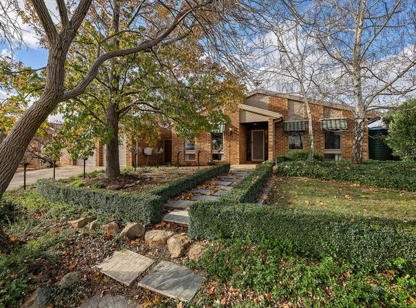 12 Firbank Close, Isabella Plains, ACT 2905