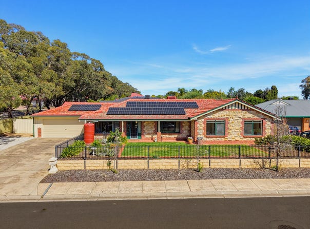 1 Bass Court, Woodcroft, SA 5162