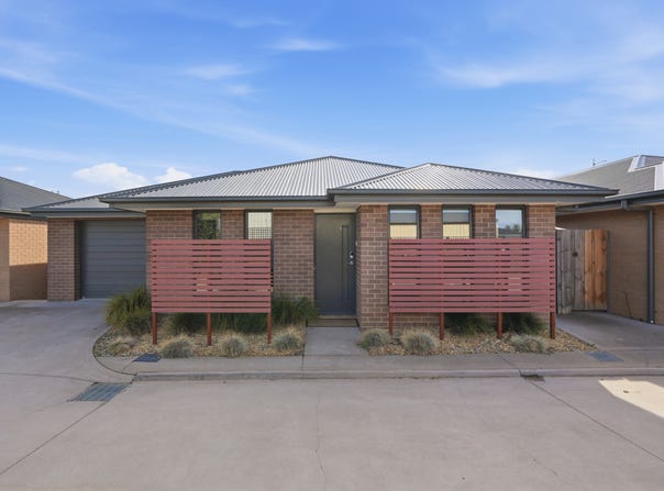 4/4 Haskell Road, Brighton, Tas 7030