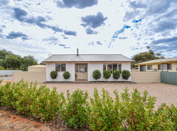 17 Frith Road, Crystal Brook, SA 5523