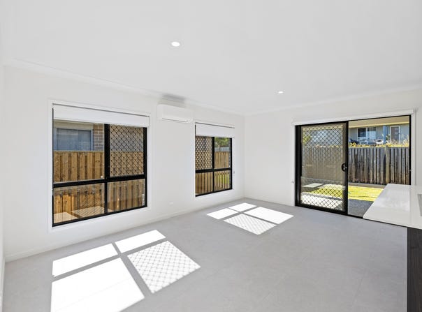28 Eucalyptus Circuit, Springfield, Qld 4300