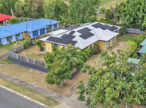 2/18 Banksia Court, Cannonvale, Qld 4802