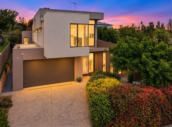 27 Swanbourne Avenue, Highton, Vic 3216
